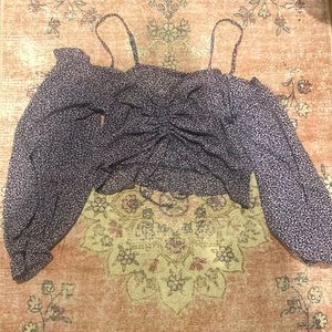 long sleeve crop top/ size: medium